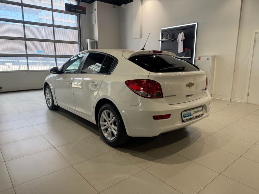 Chevrolet Cruze I Рестайлинг Москва  - изображение 6