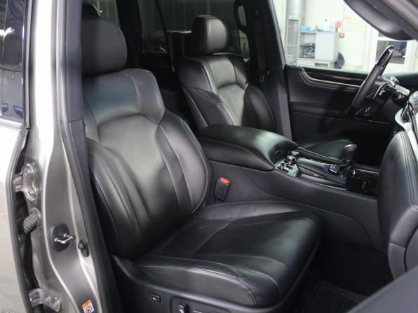 Lexus LX III Рестайлинг 2 с пробегом 2016 года, цена 5 850 000 рублей, 187682 км, внедорожник, Автокод Объявления
