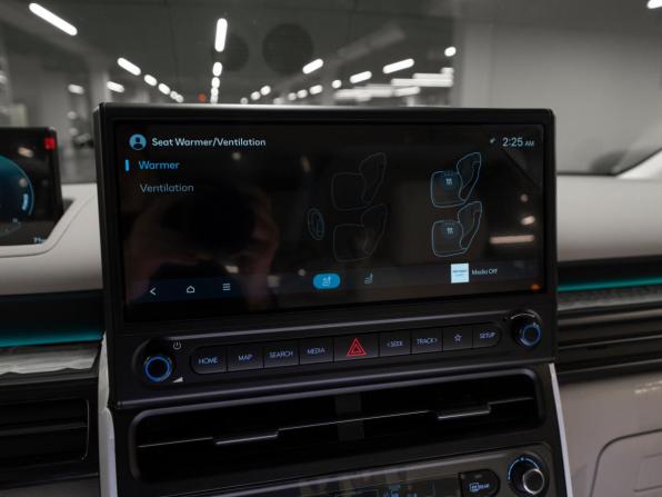 Hyundai Staria I Рестайлинг с пробегом 2026 года, цена 7 600 000 рублей, 70 км, минивэн, Автокод Объявления