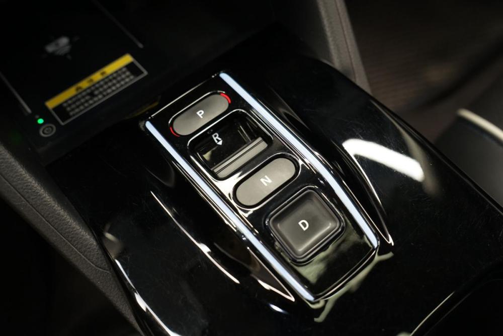 Honda e:NS1 Крым  - изображение 13