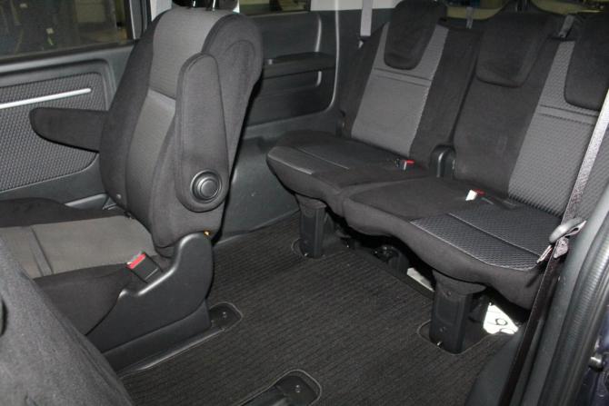 Honda Stepwgn V с пробегом 2016 года, цена 1 679 000 рублей, 171123 км, минивэн, Автокод Объявления