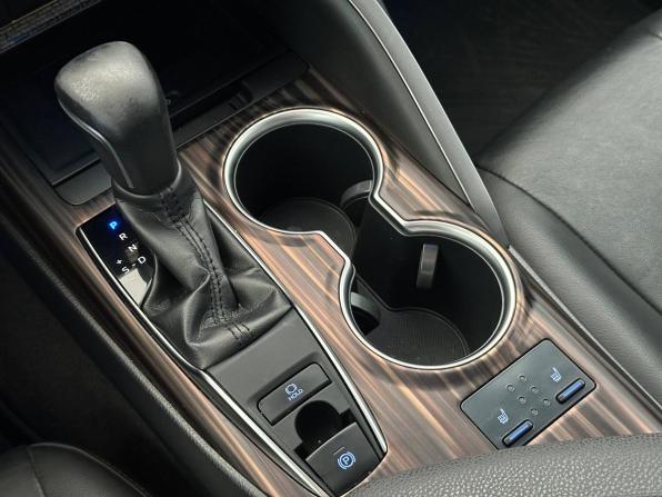 Toyota Camry VIII (XV70) с пробегом 2019 года, цена 2 397 000 рублей, 184512 км, седан, Автокод Объявления