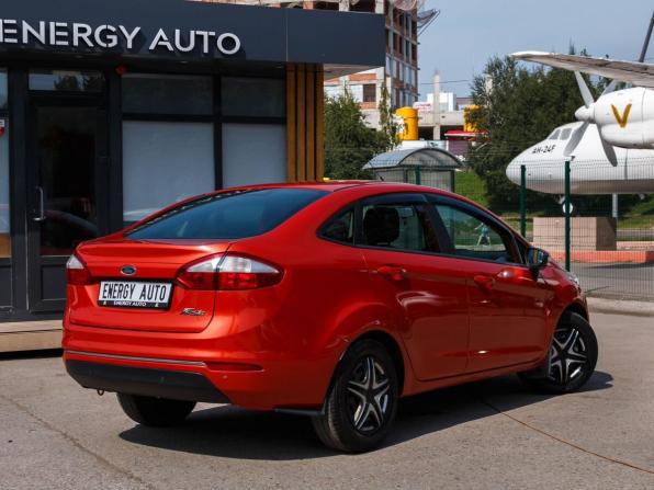 Ford Fiesta Mk6 Рестайлинг с пробегом 2015 года, цена 650 000 рублей, 199549 км, седан, Автокод Объявления