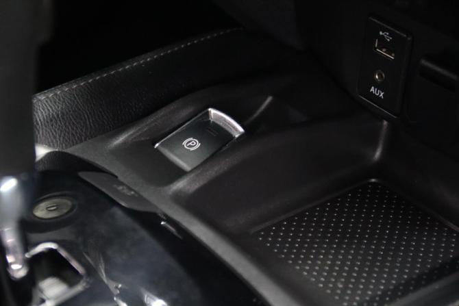 Nissan Qashqai II с пробегом 2017 года, цена 1 440 250 рублей, 179447 км, внедорожник, Автокод Объявления