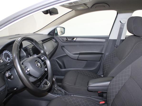 Skoda Rapid II с пробегом 2022 года, цена 1 529 900 рублей, 167451 км, лифтбек, Автокод Объявления