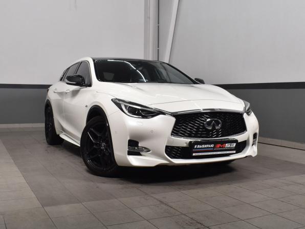 Infiniti Q30 с пробегом 2019 года, цена 2 974 995 рублей, 41696 км, хэтчбек, Автокод Объявления