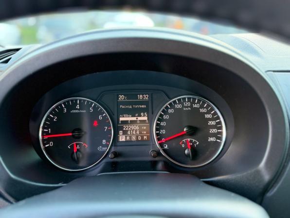 Nissan X-Trail II Рестайлинг с пробегом 2011 года, цена 1 100 000 рублей, 221000 км, внедорожник, Автокод Объявления