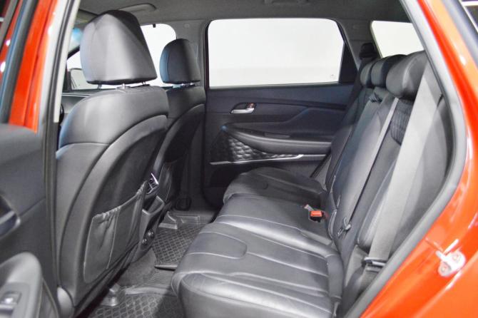 Hyundai Santa Fe IV с пробегом 2019 года, цена 2 725 000 рублей, 140050 км, внедорожник, Автокод Объявления