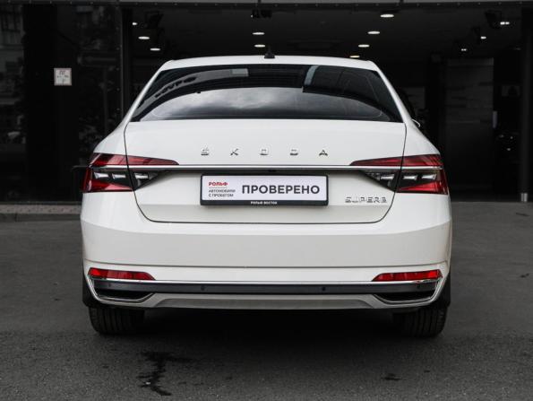 Skoda Superb III Рестайлинг с пробегом 2020 года, цена 3 150 000 рублей, 64000 км, лифтбек, Автокод Объявления