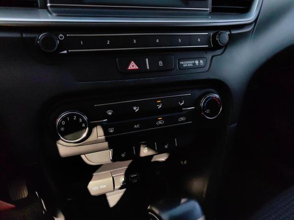 Kia Ceed III с пробегом 2018 года, цена 1 599 000 рублей, 70650 км, хэтчбек, Автокод Объявления
