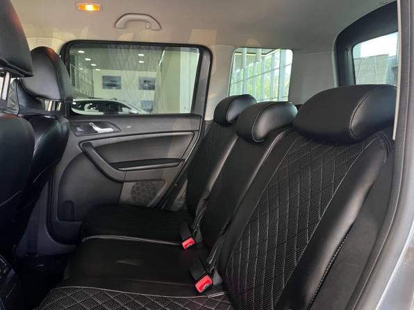 Skoda Yeti I Рестайлинг с пробегом 2016 года, цена 1 349 900 рублей, 184000 км, внедорожник, Автокод Объявления