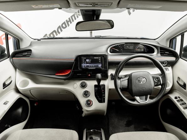 Toyota Sienta II с пробегом 2017 года, цена 1 390 000 рублей, 110271 км, минивэн, Автокод Объявления
