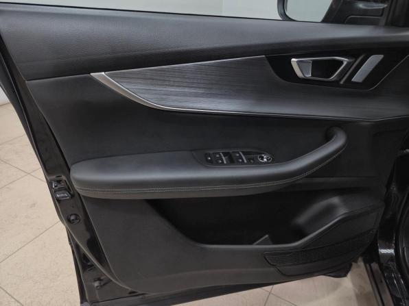 Chery Tiggo 7 Pro Max I с пробегом 2023 года, цена 2 090 000 рублей, 33076 км, внедорожник, Автокод Объявления
