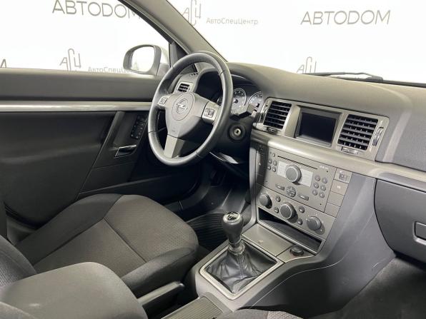 Opel Vectra C Рестайлинг с пробегом 2005 года, цена 589 000 рублей, 122101 км, седан, Автокод Объявления