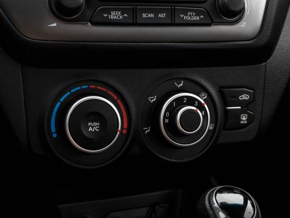 Kia Rio III с пробегом 2014 года, цена 950 000 рублей, 75484 км, седан, Автокод Объявления