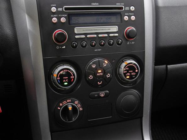 Suzuki Grand Vitara II с пробегом 2005 года, цена 649 000 рублей, 301833 км, внедорожник, Автокод Объявления