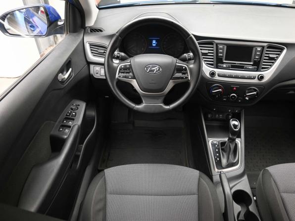 Hyundai Solaris II с пробегом 2018 года, цена 1 499 900 рублей, 94300 км, седан, Автокод Объявления