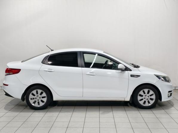 Kia Rio III Рестайлинг с пробегом 2016 года, цена 794 600 рублей, 174467 км, седан, Автокод Объявления