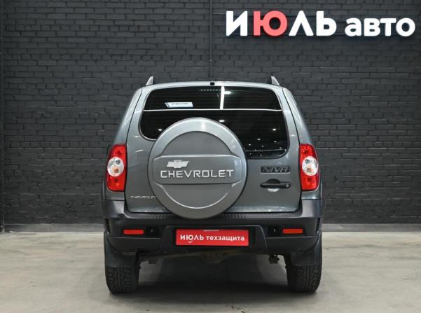 Chevrolet Niva I Рестайлинг с пробегом 2017 года, цена 840 000 рублей, 85339 км, внедорожник, Автокод Объявления