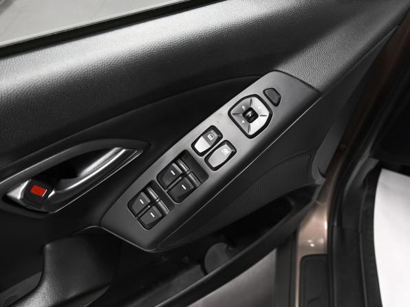Hyundai ix35 I Рестайлинг с пробегом 2014 года, цена 1 395 000 рублей, 181120 км, внедорожник, Автокод Объявления