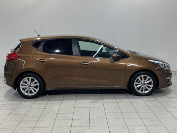 Kia Ceed II Рестайлинг с пробегом 2016 года, цена 1 125 000 рублей, 203460 км, хэтчбек, Автокод Объявления