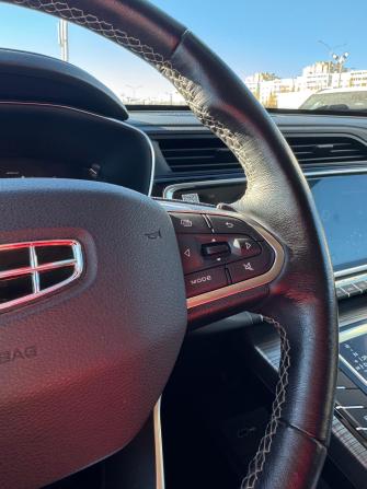 Geely Atlas Pro с пробегом 2021 года, цена 1 830 000 рублей, 50943 км, внедорожник, Автокод Объявления