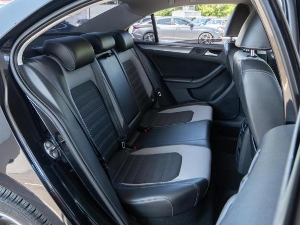 Volkswagen Jetta VI Рестайлинг с пробегом 2014 года, цена 970 000 рублей, 154559 км, седан, Автокод Объявления