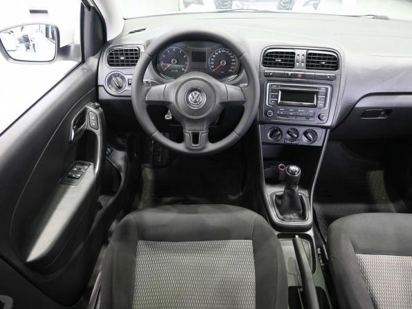 Volkswagen Polo V с пробегом 2013 года, цена 699 900 рублей, 243127 км, седан, Автокод Объявления