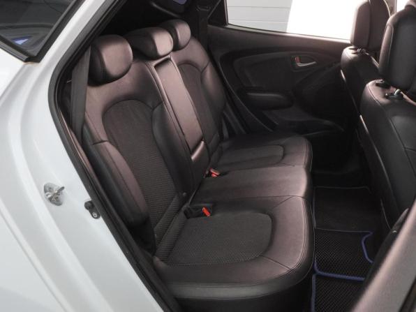 Hyundai ix35 I с пробегом 2011 года, цена 1 250 000 рублей, 115217 км, внедорожник, Автокод Объявления
