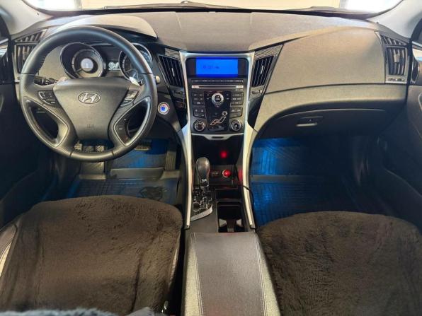 Hyundai Sonata VI (YF) с пробегом 2011 года, цена 1 058 000 рублей, 238341 км, седан, Автокод Объявления