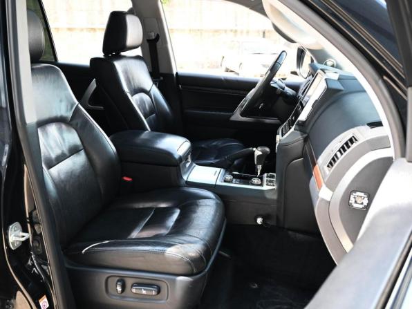 Toyota Land Cruiser 200 Series Рестайлинг 2 с пробегом 2015 года, цена 5 494 000 рублей, 190679 км, внедорожник, Автокод Объявления