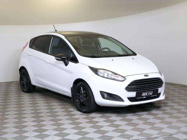 Ford Fiesta Mk6 Рестайлинг с пробегом 2018 года, цена 980 000 рублей, 87352 км, хэтчбек, Автокод Объявления
