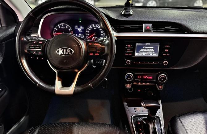 Kia Rio IV Рестайлинг с пробегом 2021 года, цена 1 608 000 рублей, 65699 км, седан, Автокод Объявления