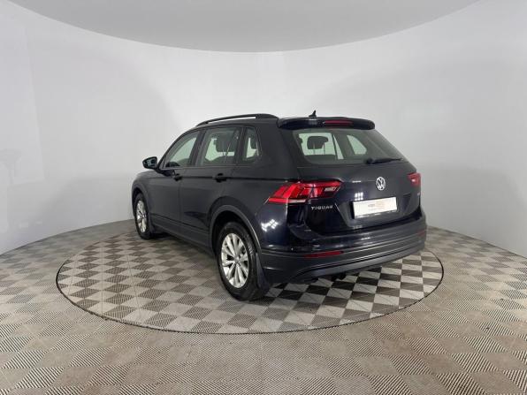 Volkswagen Tiguan II с пробегом 2017 года, цена 1 843 000 рублей, 241796 км, внедорожник, Автокод Объявления