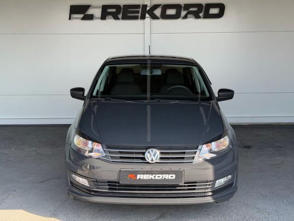 Volkswagen Polo V Рестайлинг с пробегом 2017 года, цена 1 199 000 рублей, 115000 км, седан, Автокод Объявления