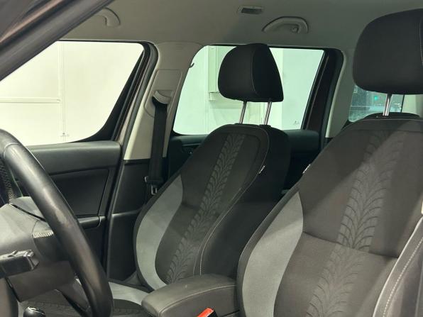 Skoda Yeti I Рестайлинг с пробегом 2015 года, цена 980 000 рублей, 160000 км, внедорожник, Автокод Объявления