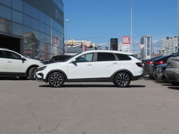 Lada (ВАЗ) Vesta I Рестайлинг (NG) с пробегом 2024 года, цена 1 350 000 рублей, 57816 км, универсал, Автокод Объявления