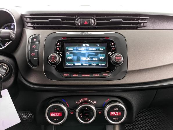 Alfa Romeo Giulietta III с пробегом 2014 года, цена 1 235 000 рублей, 105563 км, хэтчбек, Автокод Объявления