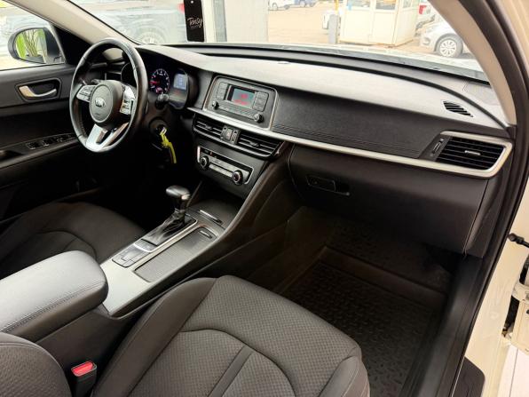 Kia Optima IV Рестайлинг с пробегом 2020 года, цена 2 150 000 рублей, 76100 км, седан, Автокод Объявления