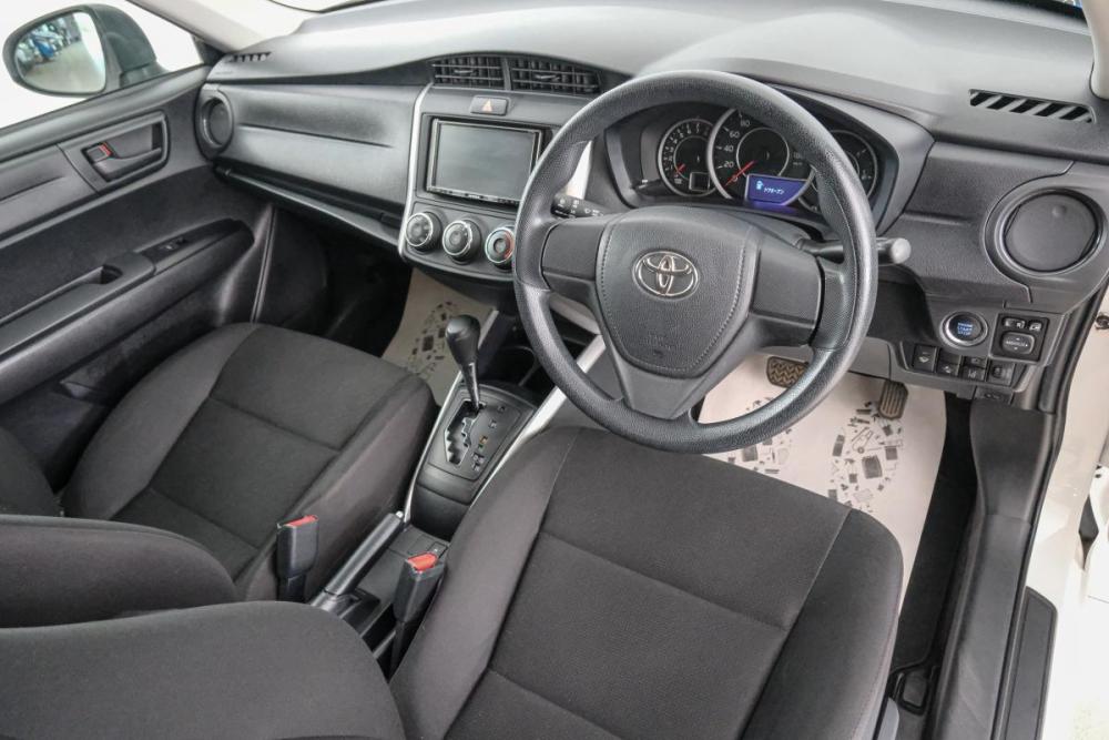 Toyota Corolla XI (E160 E170) Рестайлинг 2 Красноярск  - изображение 9