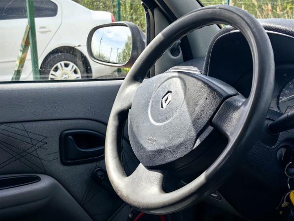 Renault Symbol I Рестайлинг с пробегом 2003 года, цена 199 000 рублей, 280000 км, седан, Автокод Объявления