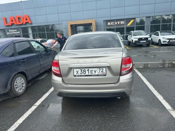 Lada (ВАЗ) Granta I Рестайлинг с пробегом 2022 года, цена 649 000 рублей, 56000 км, седан, Автокод Объявления