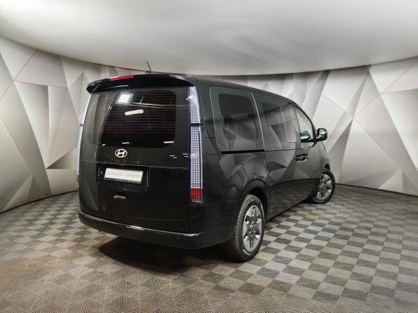 Hyundai Staria I с пробегом 2025 года, цена 8 250 000 рублей, 2040 км, минивэн, Автокод Объявления