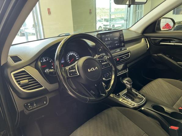 Kia Seltos I Рестайлинг с пробегом 2022 года, цена 2 300 000 рублей, 54490 км, внедорожник, Автокод Объявления