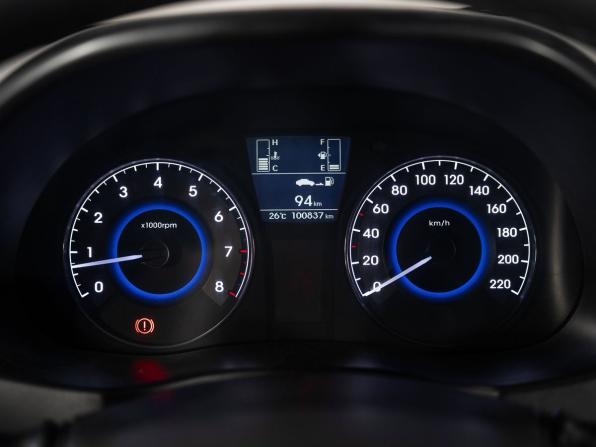 Hyundai Solaris I Рестайлинг с пробегом 2014 года, цена 800 500 рублей, 100837 км, хэтчбек, Автокод Объявления
