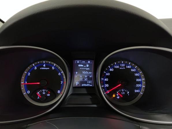 Hyundai Santa Fe III с пробегом 2014 года, цена 1 985 000 рублей, 69645 км, внедорожник, Автокод Объявления