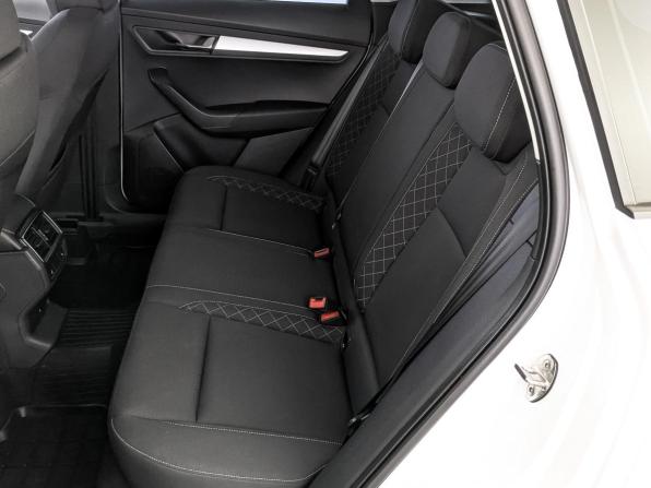 Skoda Karoq I с пробегом 2022 года, цена 2 850 000 рублей, 51733 км, внедорожник, Автокод Объявления