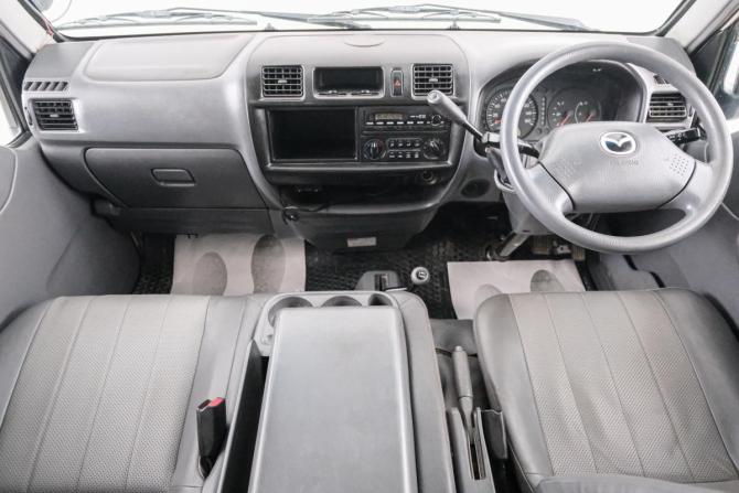 Mazda Bongo IV с пробегом 2015 года, цена 1 379 000 рублей, 160000 км, фургон, Автокод Объявления
