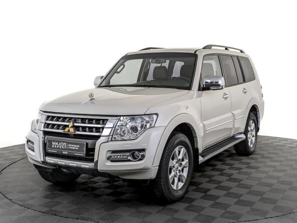 Mitsubishi Pajero IV Рестайлинг 2 с пробегом 2021 года, цена 4 350 000 рублей, 30244 км, внедорожник, Автокод Объявления