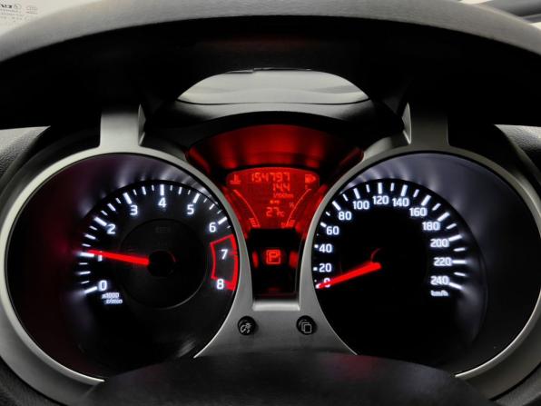 Nissan Juke I с пробегом 2011 года, цена 880 000 рублей, 153000 км, внедорожник, Автокод Объявления